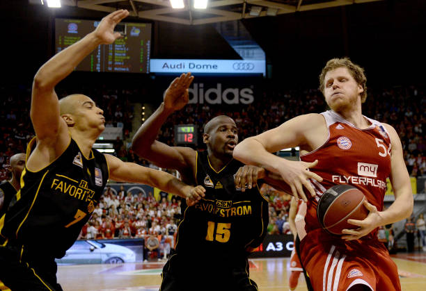 磨合阵容的 磨合阵容的