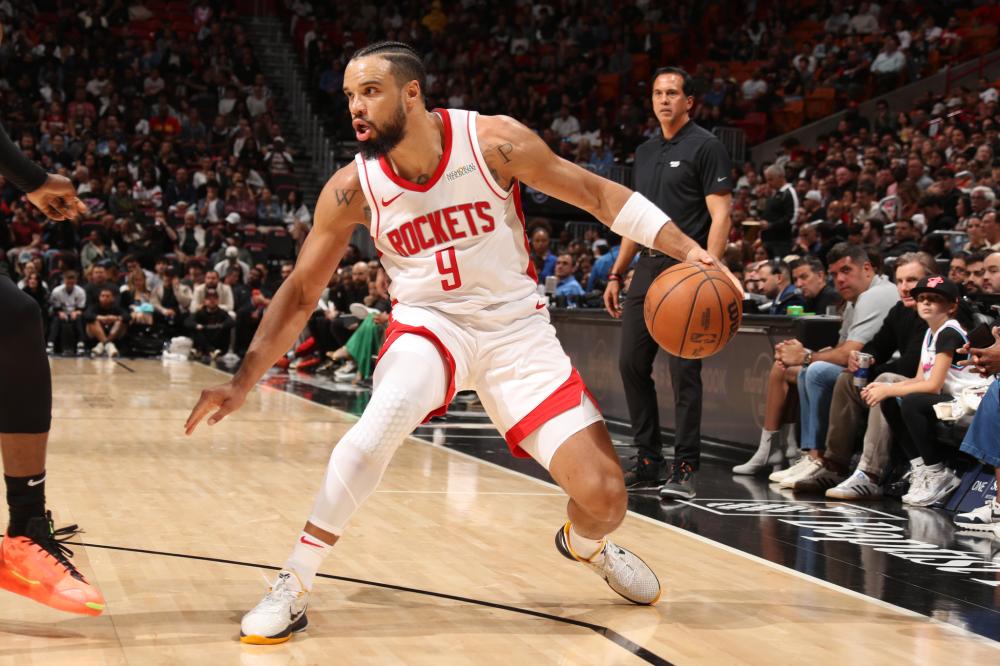 强调脚下出 强调脚下出