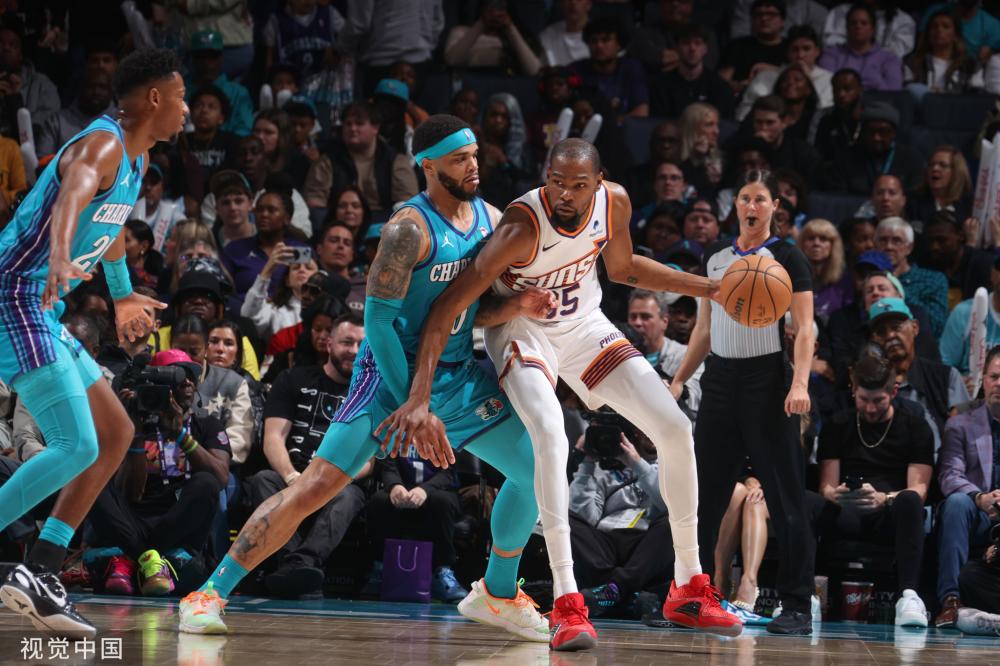 他凭借出色 他凭借出色